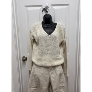 J. Crew Sweater Womens Medium Beige Cream Flared Sleeve V‎ Neck Pullover